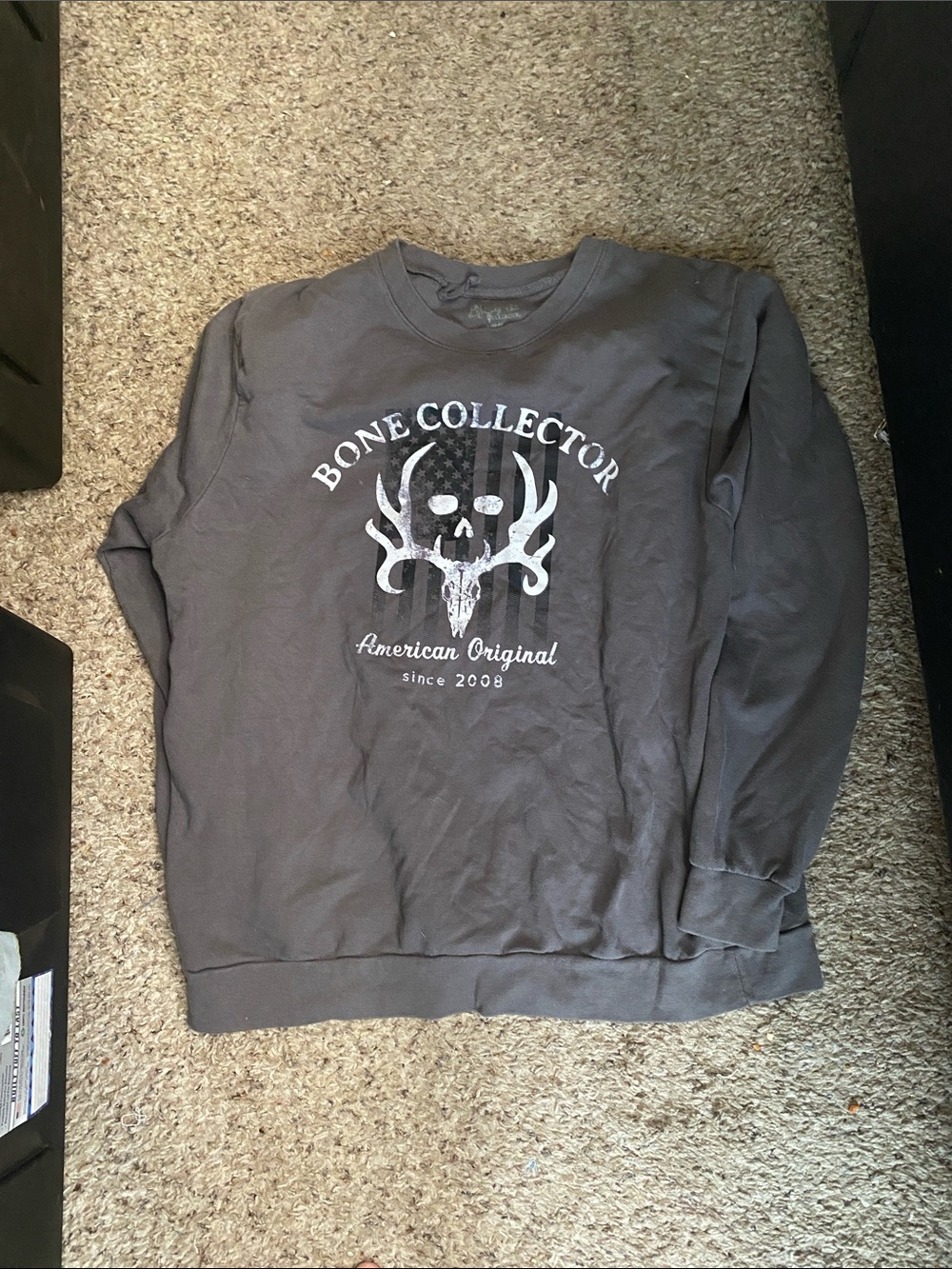 Bone Collector Men's Crewneck Sweatshirt — Charcoal
